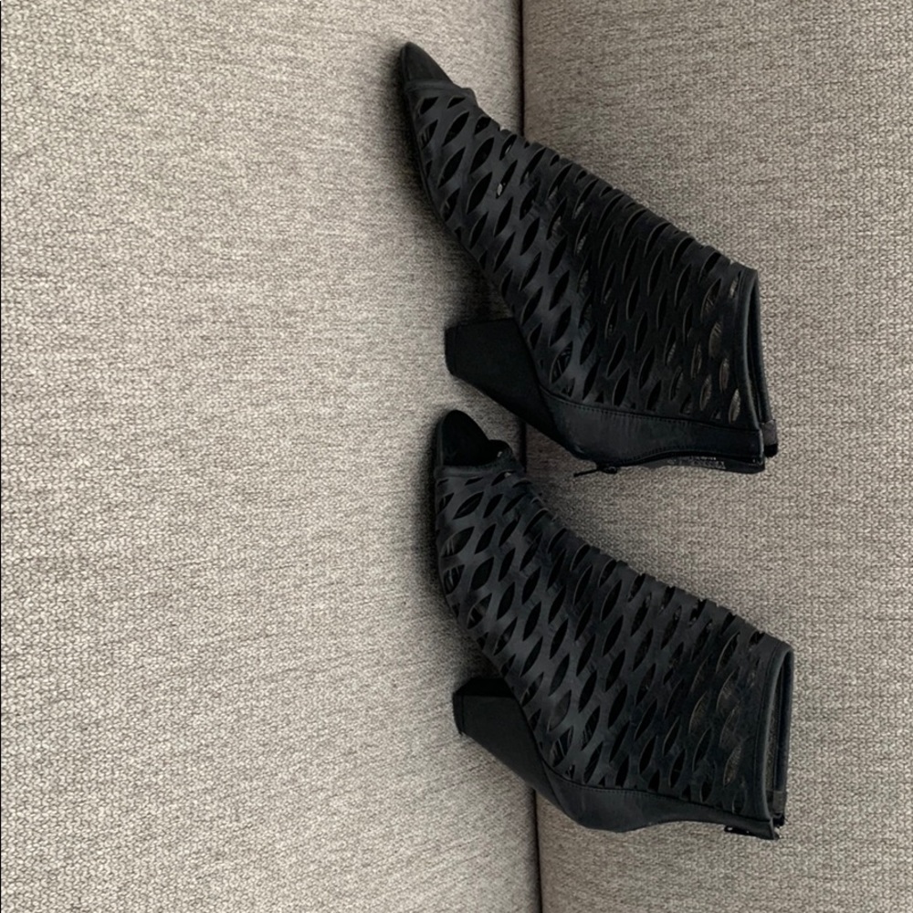 Jeffrey Campbell Vintage Shoes Gem